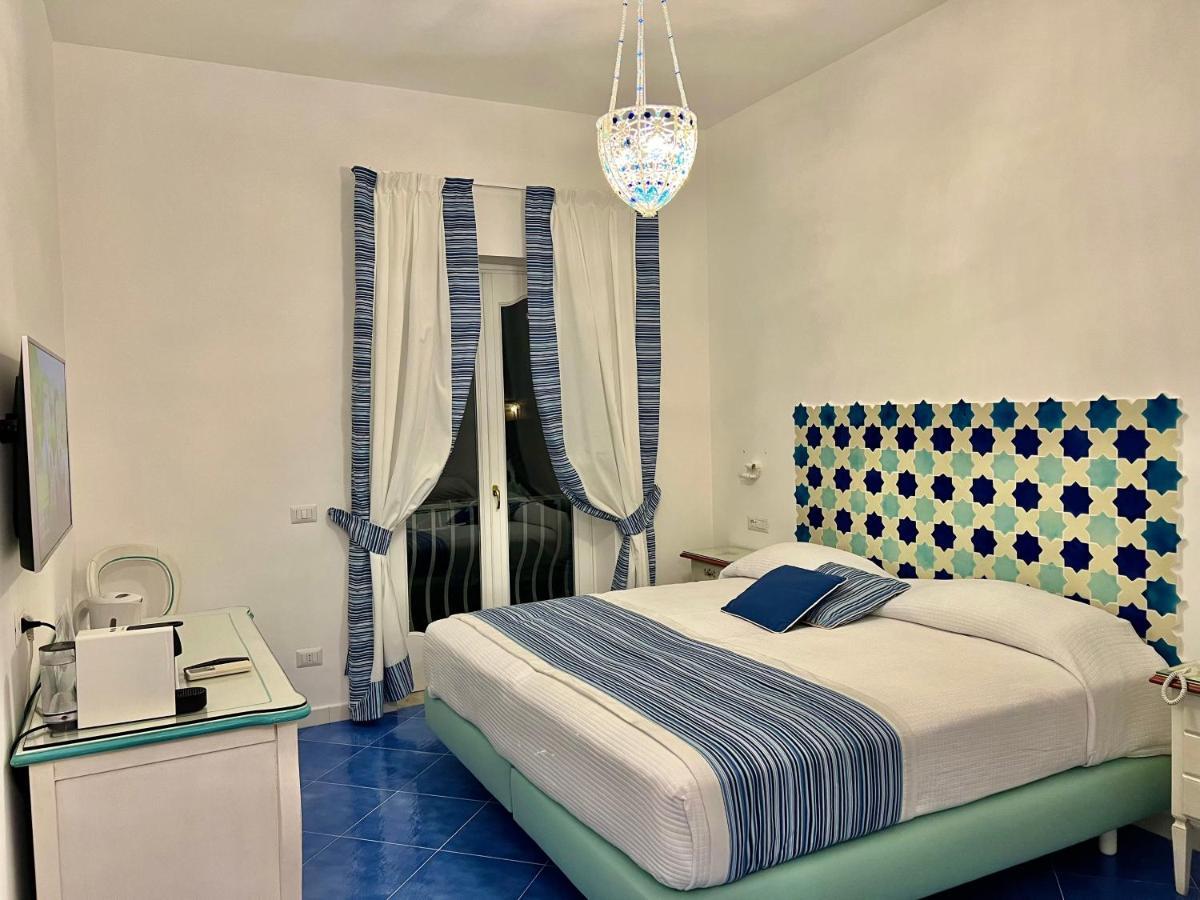 Hotel Villa Delle Palme In פוזיטנו מראה חיצוני תמונה