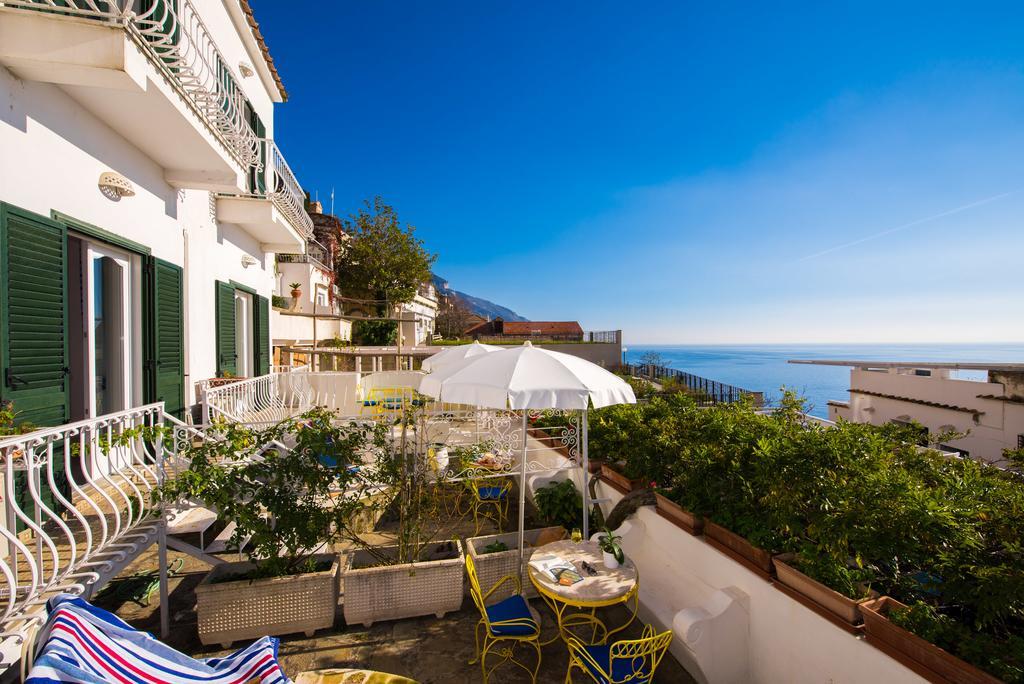 Hotel Villa Delle Palme In פוזיטנו מראה חיצוני תמונה